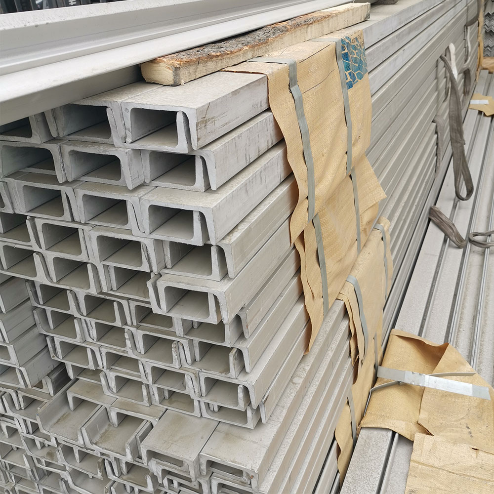 廠家直供不銹鋼槽鋼 201 304 316不銹鋼槽鋼 沖孔切割槽鋼 建筑工程軌道用槽鋼 槽鋼8# 國(guó)標(biāo)鍍鋅槽鋼 建筑型材幕墻可沖孔拉彎